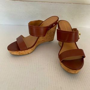 Tommy Hilfiger women brown vegan leather open toe shoe with cork  heel size 9